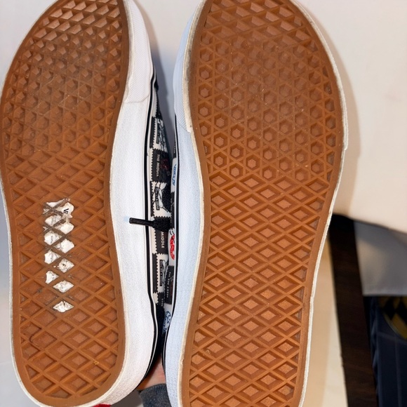 Vans Black and White Love Letters Patchwork Sneakers - Picture 5 of 8